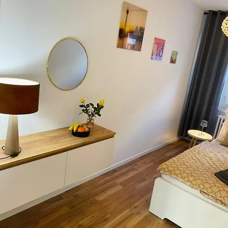 Sunny Apartment *